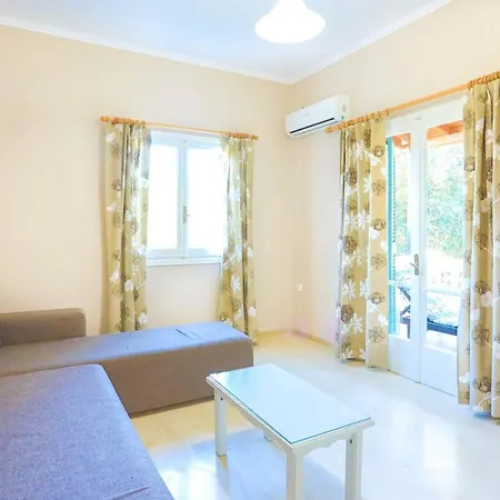 Дом отдыха Kiki Agios Spyridon (Corfu)